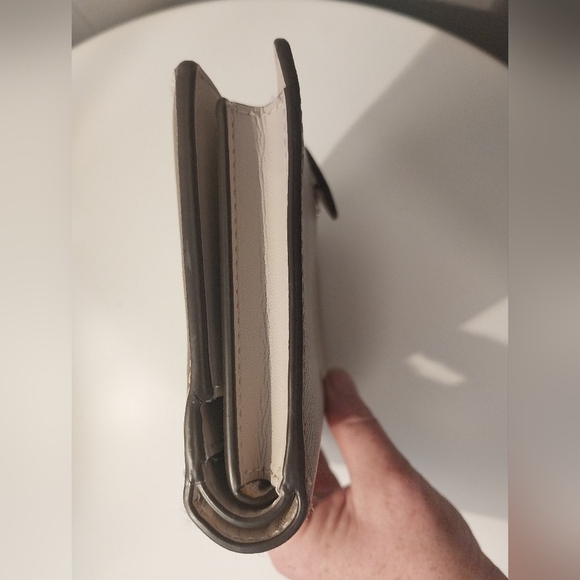 Kate Spade Staci Metallic Phone Wallet - Picture 8 of 13